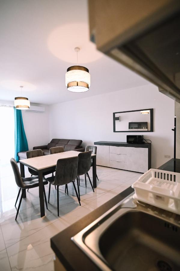 Spacious 3 Bedroom In Sliema! Exterior foto